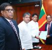 විනිසුරුවරුන් ගේ පත්වීම් ප්රමාදය පිළිබඳව විපක්ෂය කතානායකට ලියයි